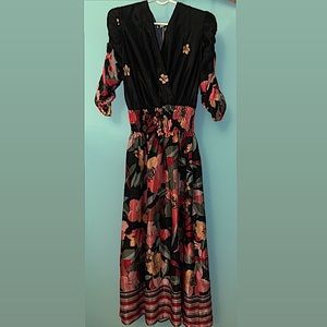 Authentic Rinascimento Women’s Dress Size L/XL